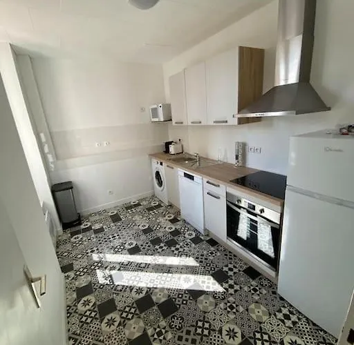 Centre Salins 4 Pers شقة كليرمونت-فيراند